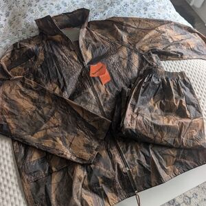 Camo Windbreaker Jacket and Matching Pants - Brown/Black
